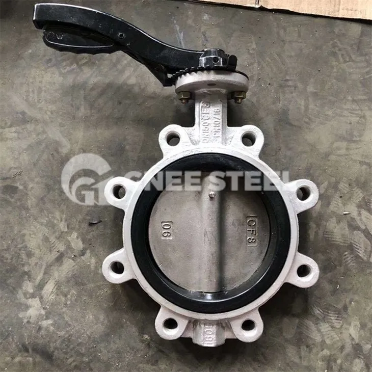 Vlinderkleppen in Lug-stijl